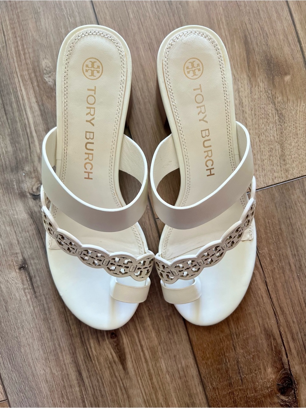 Tory Burch Cream Leather Logo Toe-Ring Sandals